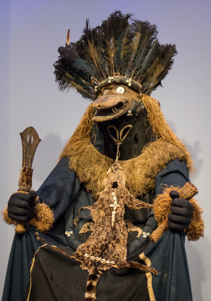 Basinjom mask and gown