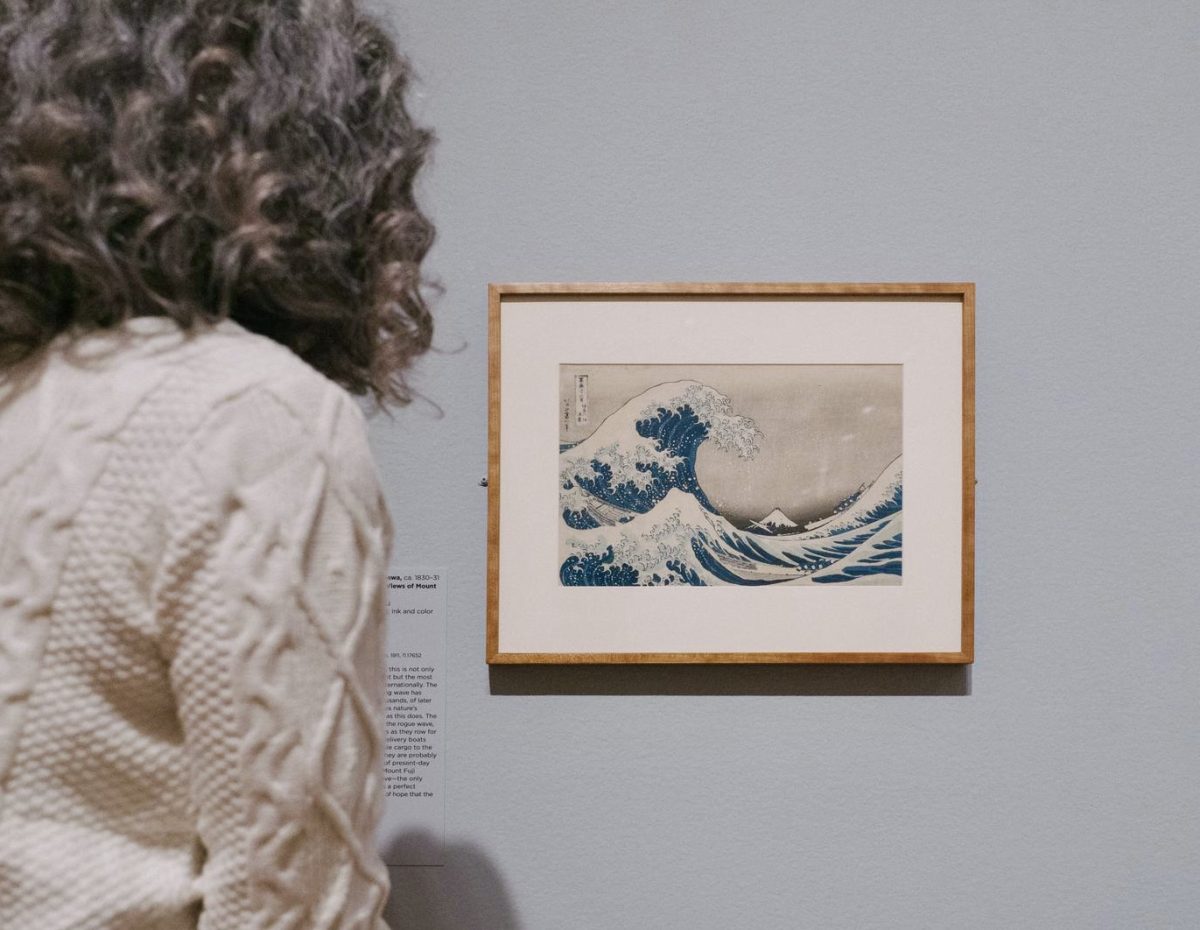 Muse/News: Tremendous Hokusai, Indigenous Fashion, and a Gentileschi Revealed